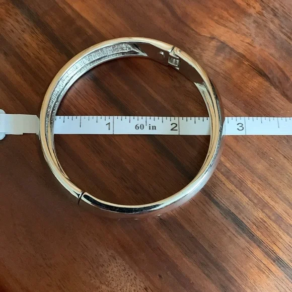 Silver tone rhinestone hinge bracelet - Picture 6 of 6